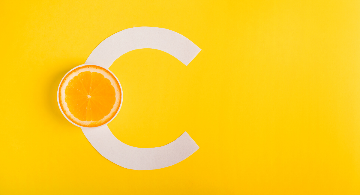 benefícios da vitamina C para o rosto